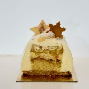 Bûche coco, ananas, agrumes, biscuit madeleine, caramel passion